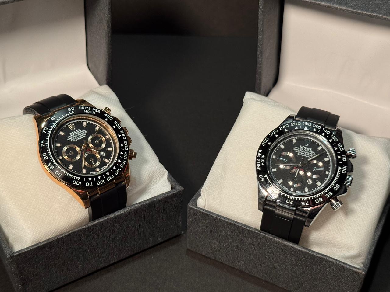 Rolex-Style Luxury Watch With Rotating Bezel